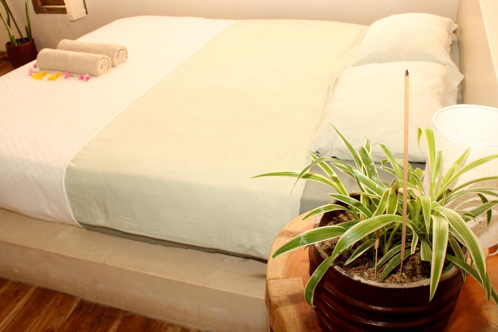 Santai House Apartment เตเตบาตู ภายนอก รูปภาพ